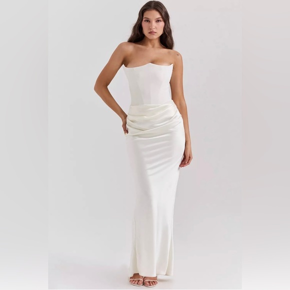 House of CB White Maxi Dress - Picture 1 of 7